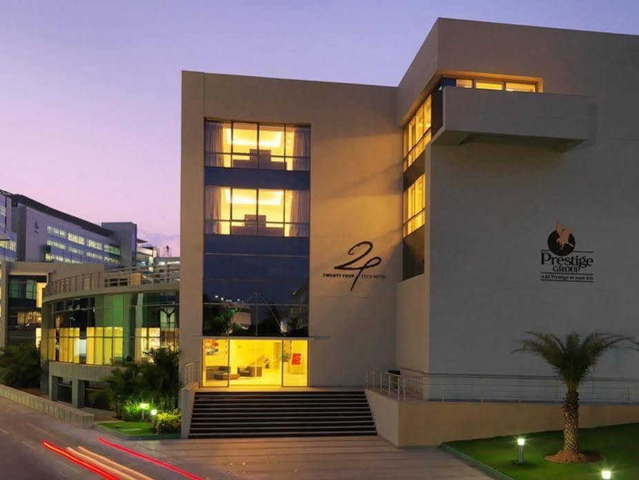 24 Tech Hotel Μπανγκαλόρ Εξωτερικό φωτογραφία
